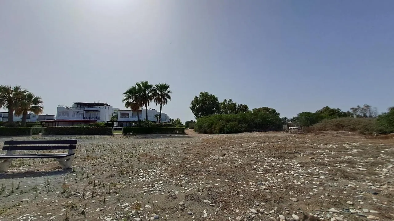 Yialos Cozy Beach House Apartment Larnaca 0*,