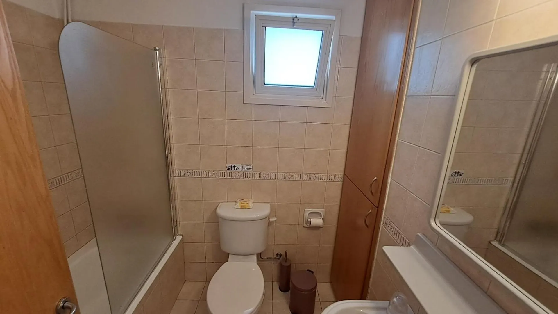 Yialos Cozy Beach House Apartment Larnaca